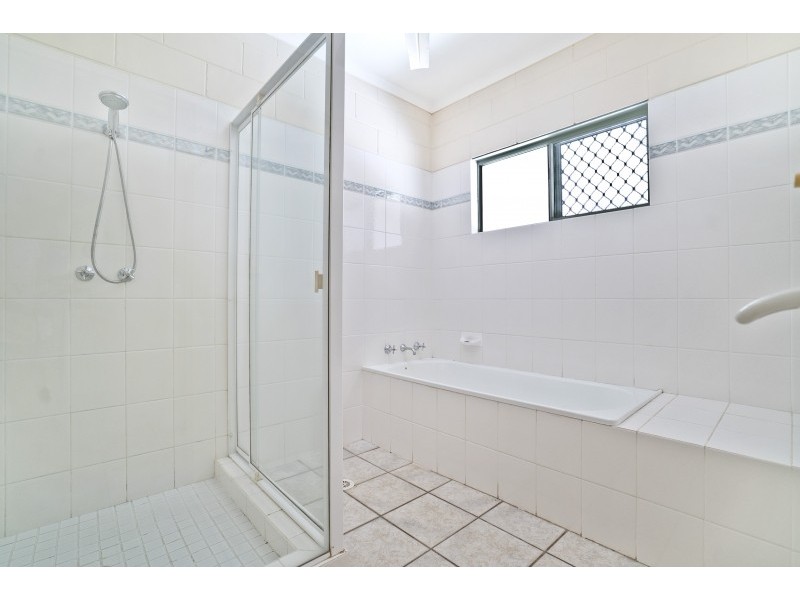 16 Granites Drive, Rosebery NT 0832