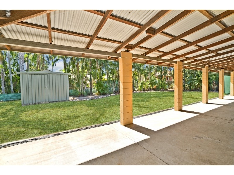 16 Granites Drive, Rosebery NT 0832