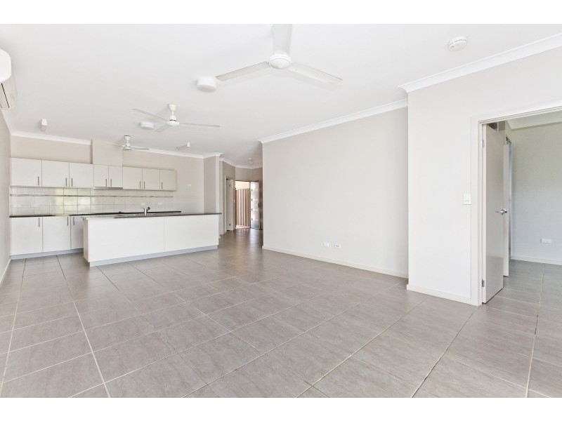 8/12 Duwun Road, Rosebery NT 0832