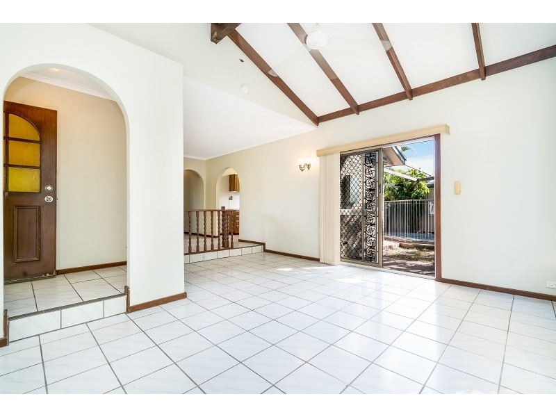 5 Edgeview Court, Leanyer NT 0812