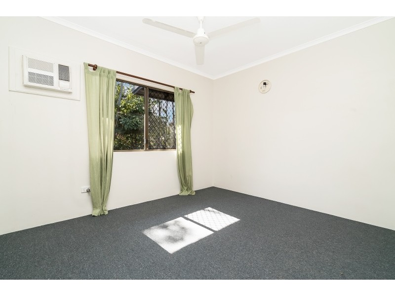 18 Strawbridge Crescent, Moulden NT 0830