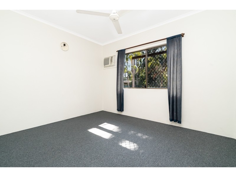 18 Strawbridge Crescent, Moulden NT 0830