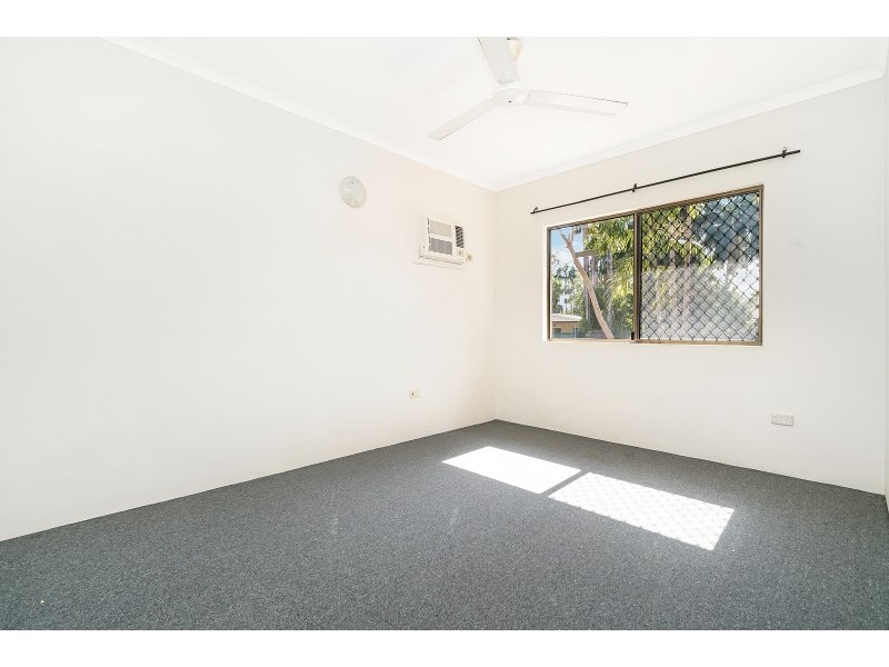 18 Strawbridge Crescent, Moulden NT 0830