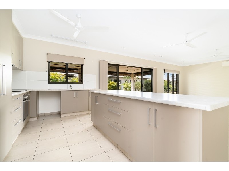 9 Bennett Street, Bellamack NT 0832
