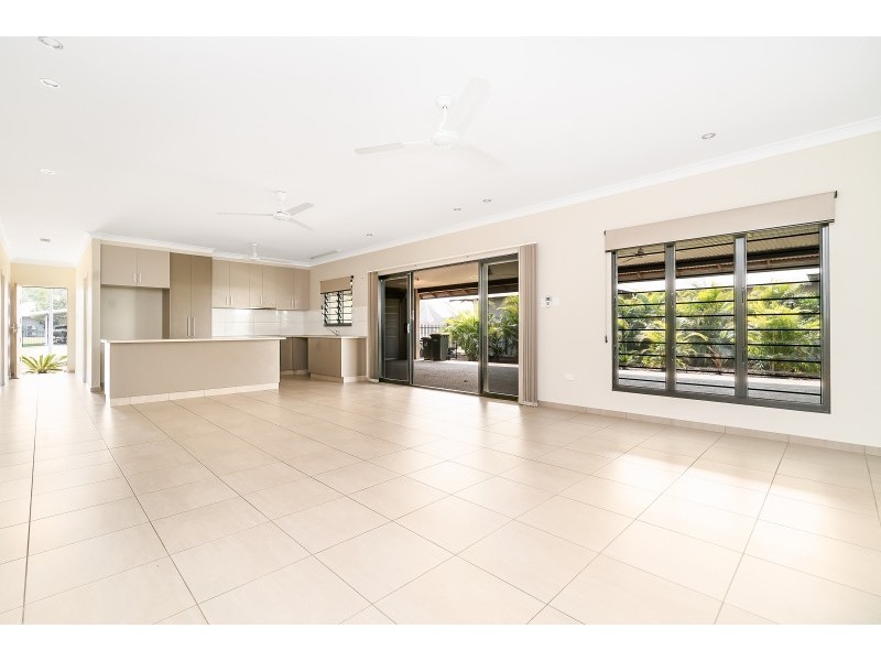 9 Bennett Street, Bellamack NT 0832