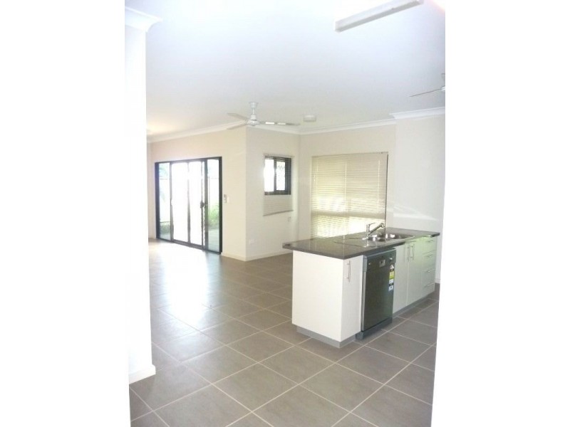 1/12 Duwun Road, Rosebery NT 0832
