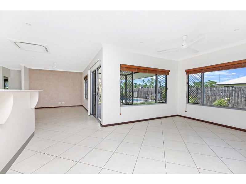 61 Antonino Drive, Rosebery NT 0832