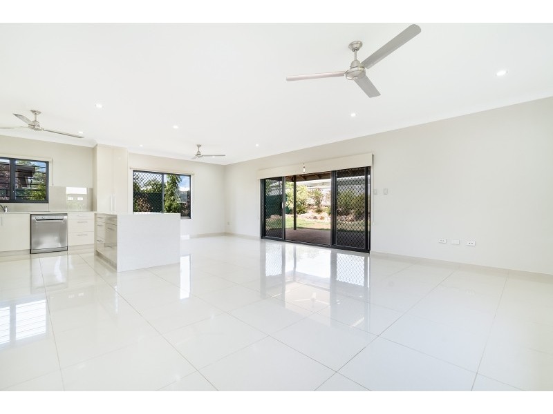 16 Freeman Street, Johnston NT 0832