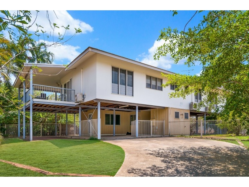 18 Woodlake Boulevard, Durack NT 0830