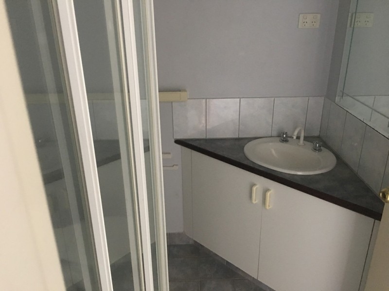 7/5 Manila Place, Woolner NT 0820