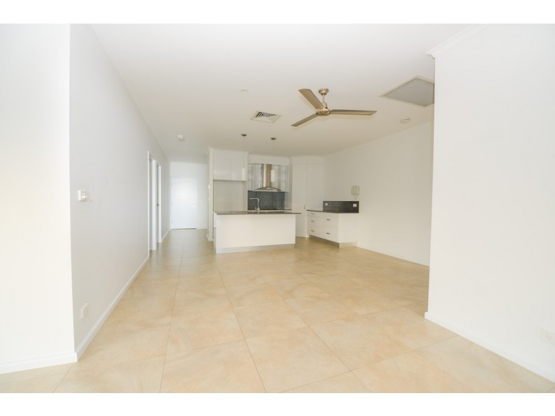 1/15 Tall Street, Johnston NT 0832
