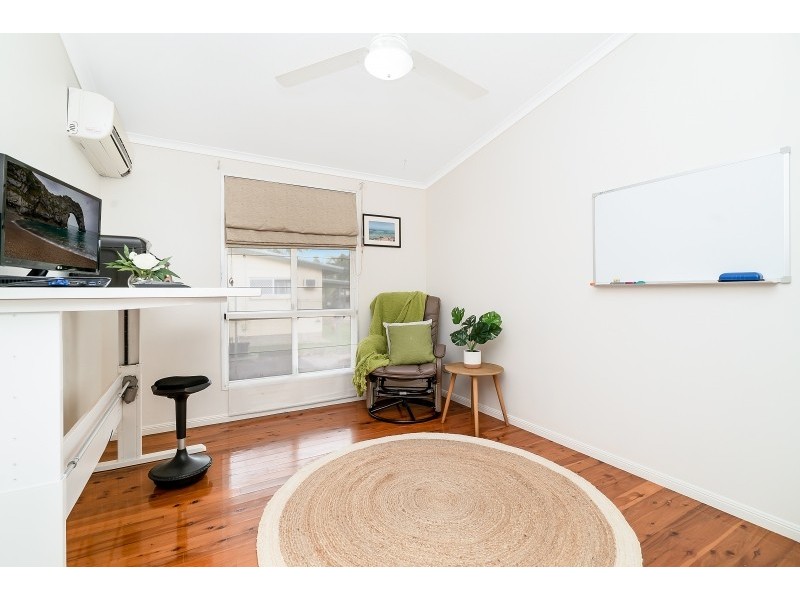 24 Landsborough Street, Bakewell NT 0832