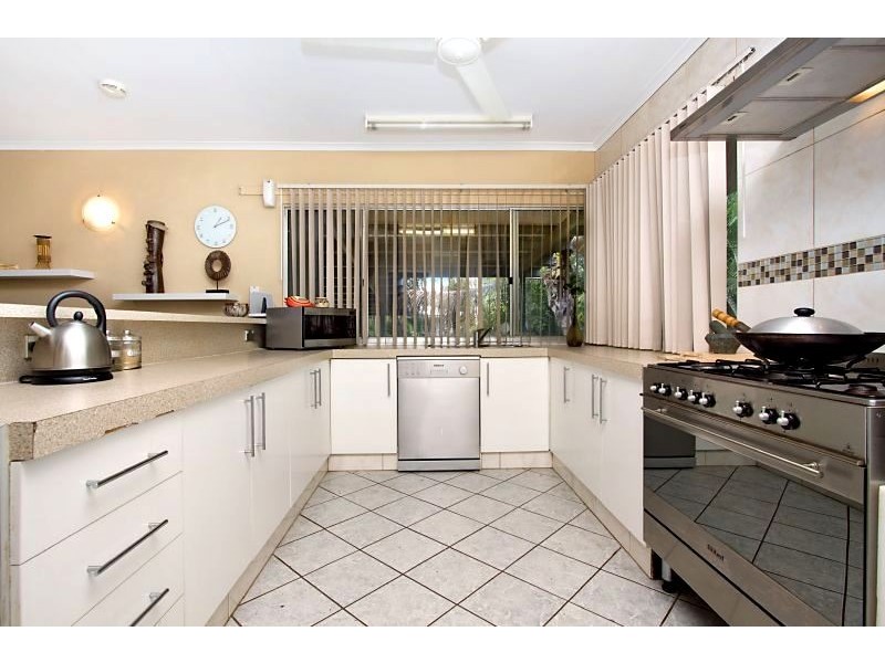 10 Menzies Court, Gray NT 0830