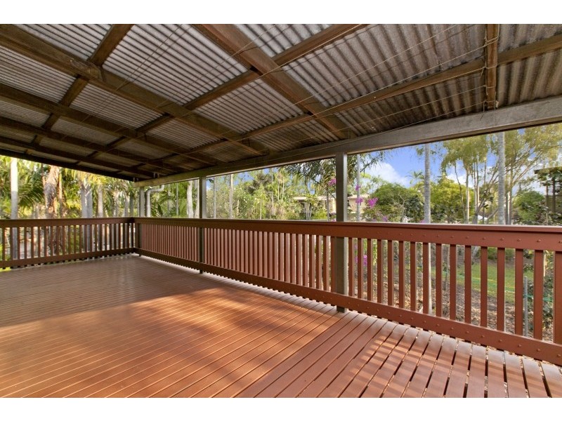 2 Radge Court, Malak NT 0812