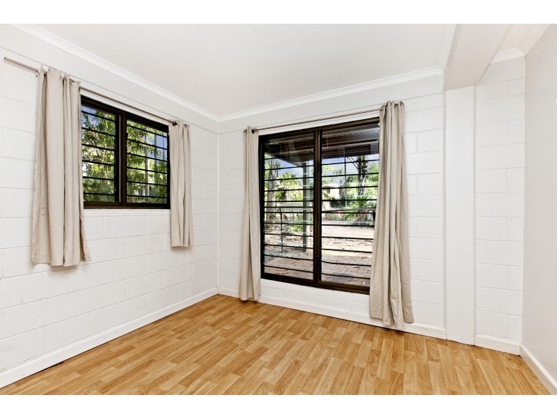 2 Radge Court, Malak NT 0812