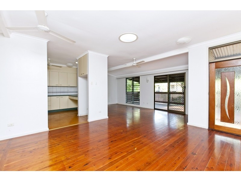 2 Radge Court, Malak NT 0812