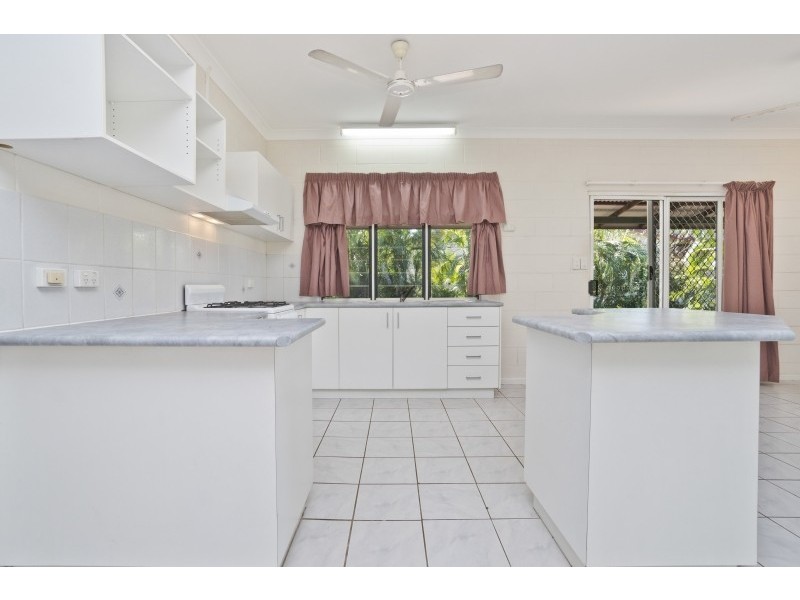 57 Moorhen Circuit, Bakewell NT 0832