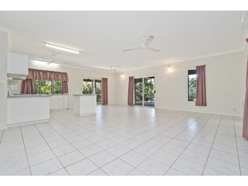 57 Moorhen Circuit, Bakewell NT 0832