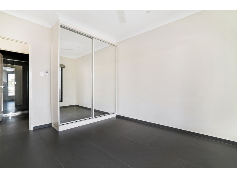 3/3 George Street, Johnston NT 0832