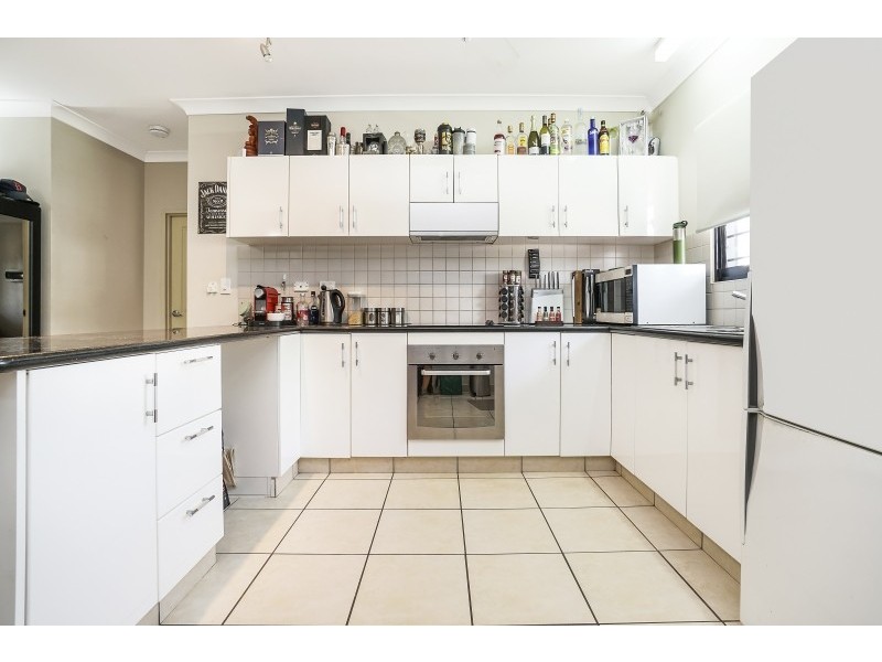 2/25 Yirra Crescent, Rosebery NT 0832