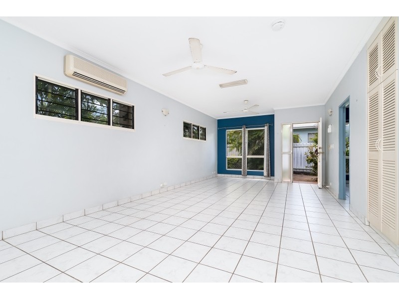 3/8 Lowe Court, Driver NT 0830