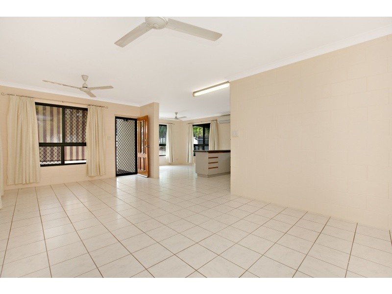 12 Allamurr Court, Gray NT 0830