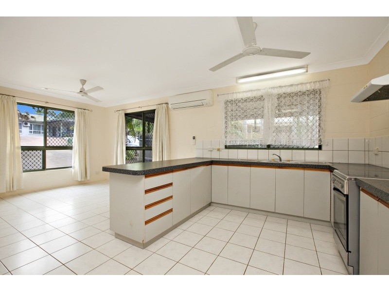 12 Allamurr Court, Gray NT 0830