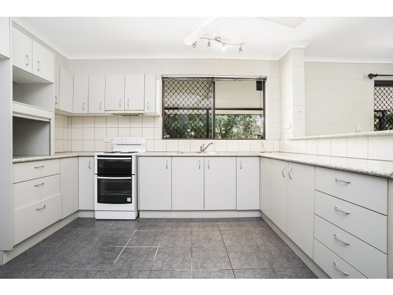 27 Bombax Street, Moulden NT 0830