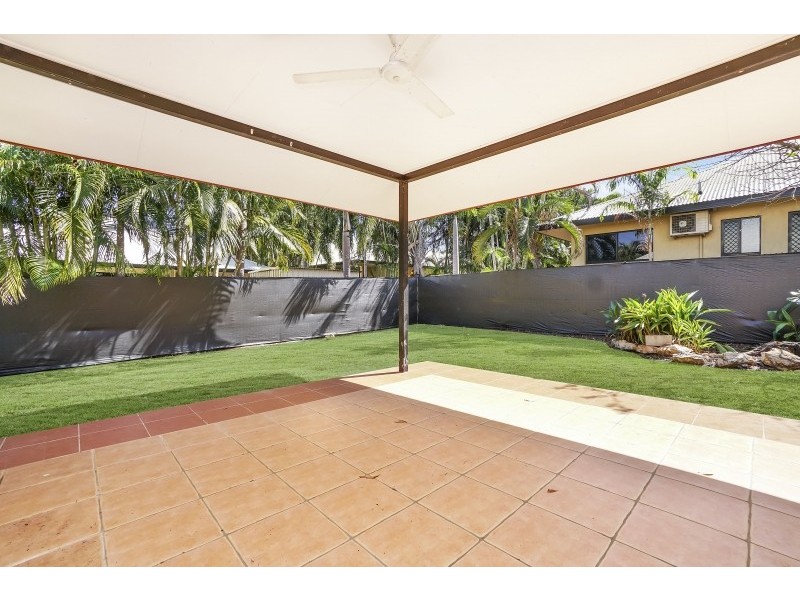 24 Yirra Crescent, Rosebery NT 0832