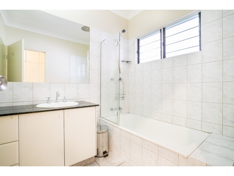 1/13 Sovereign Circuit, Coconut Grove NT 0810