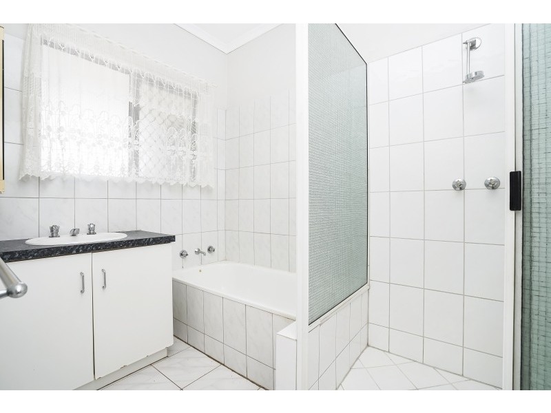 40 Muckaninnie Court, Moulden NT 0830