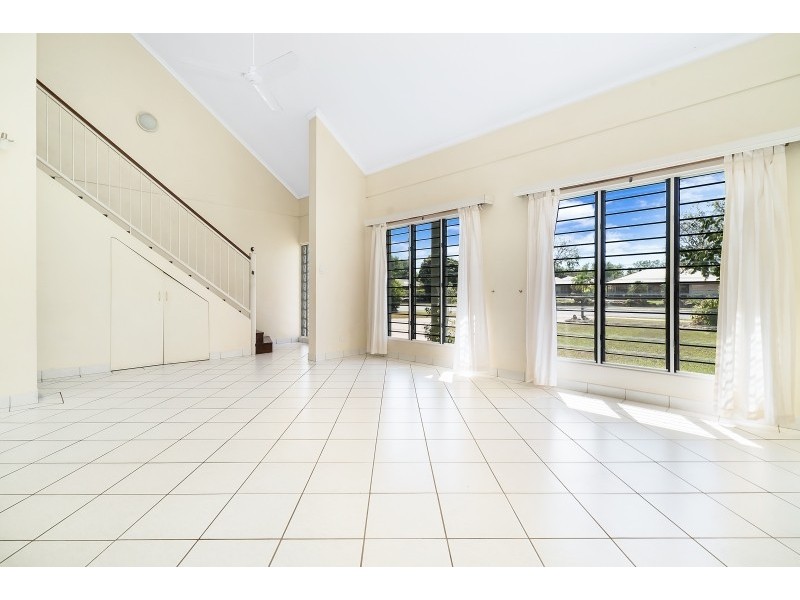 125 woodlake Boulevard, Durack NT 0830