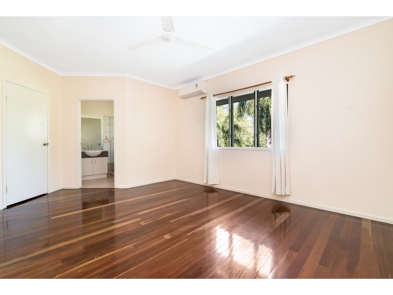 125 woodlake Boulevard, Durack NT 0830