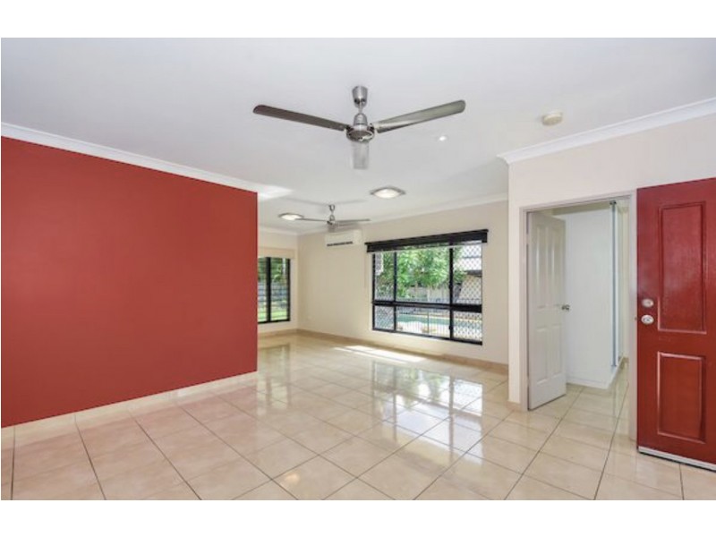 2 Bryden Street, Rosebery NT 0832