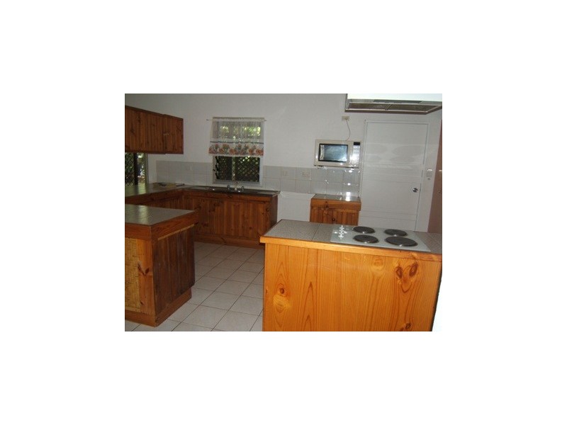 164 Tiwi Gardens Road, Tiwi NT 0810