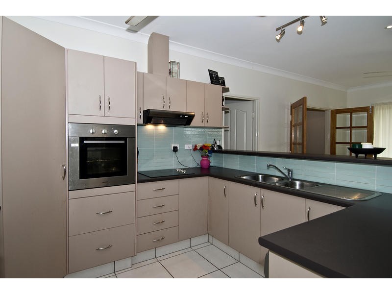 38 Richards Crescent, Rosebery NT 0832