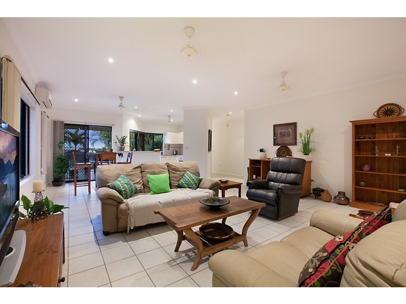 9 Yirra Crescent, Rosebery NT 0832