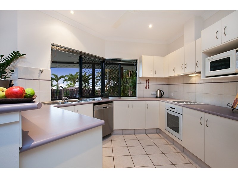 9 Yirra Crescent, Rosebery NT 0832