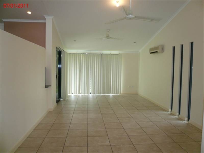 Rosebery NT 0832