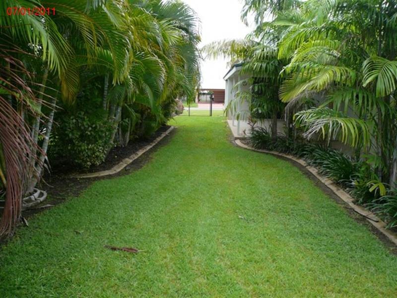 Rosebery NT 0832