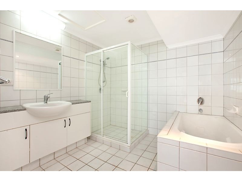 29/24 Harry Chan Avenue, Darwin NT 0800