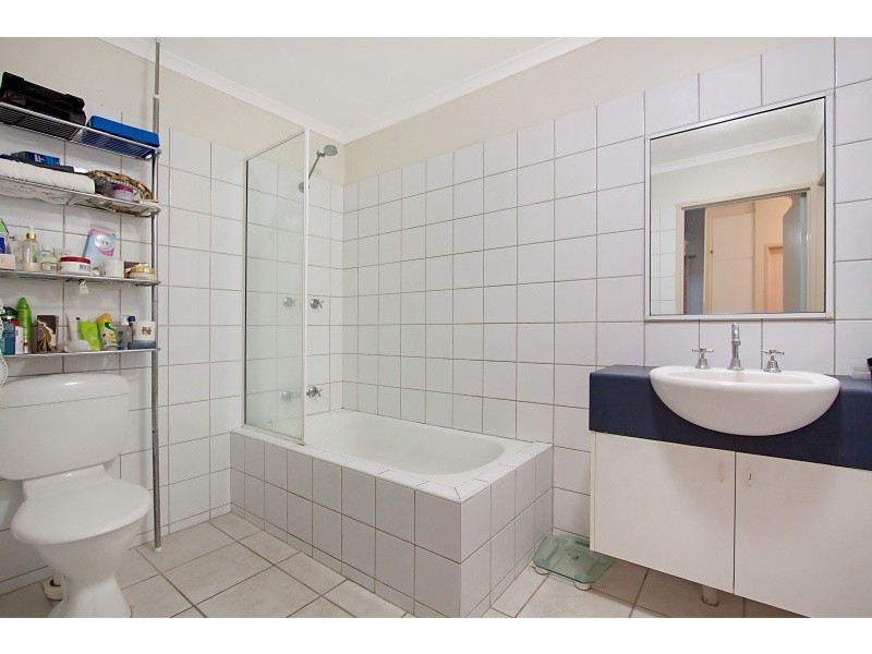 2/9 Manila Place, Woolner NT 0820