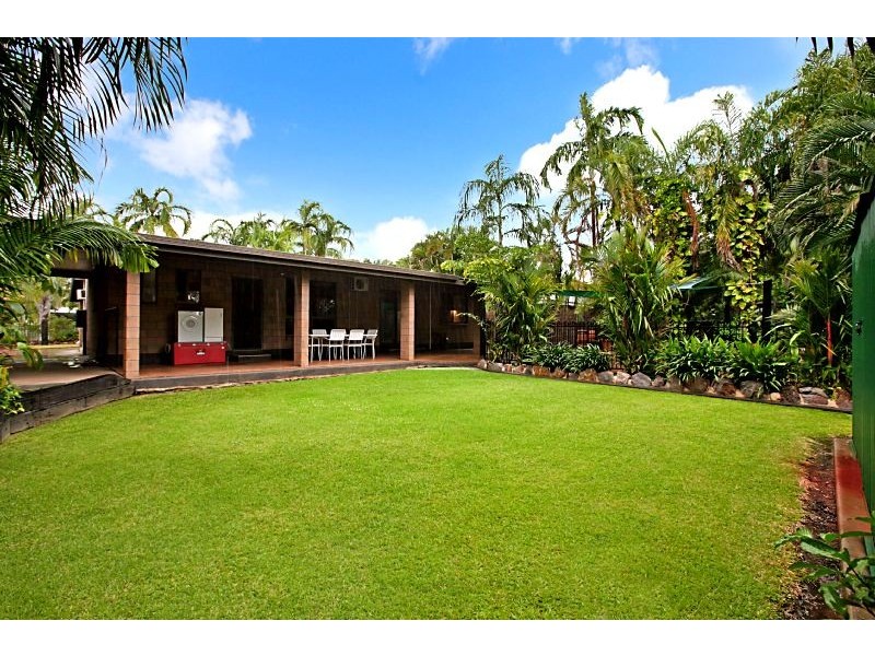 34 Cuthbertson Crescent, Moulden NT 0830