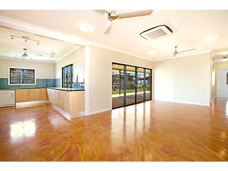 13 Annunciata Street, Bellamack NT 0832