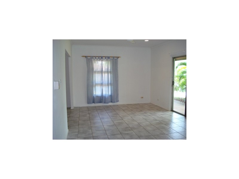 49 Henbury Ave, Tiwi NT 0810