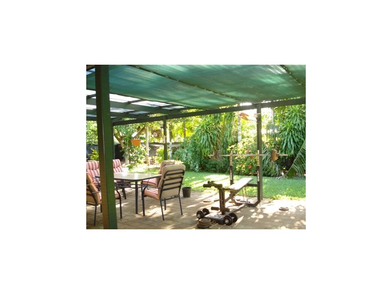 49 Henbury Ave, Tiwi NT 0810