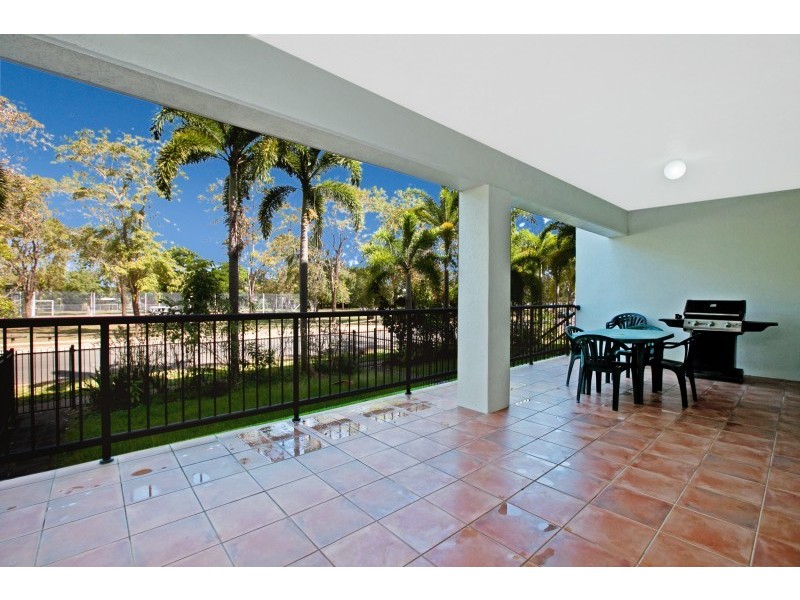 2/2 Poinciana Street, Nightcliff NT 0810