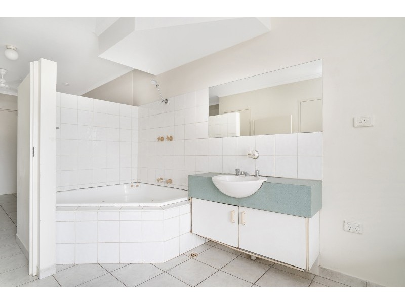 72/21 Cavenagh Street, Darwin City NT 0800