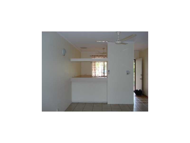 8/3 Livistona Road, Karama NT 0812
