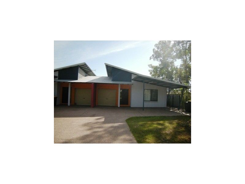 2/3 Odegaard Drive, Rosebery NT 0832